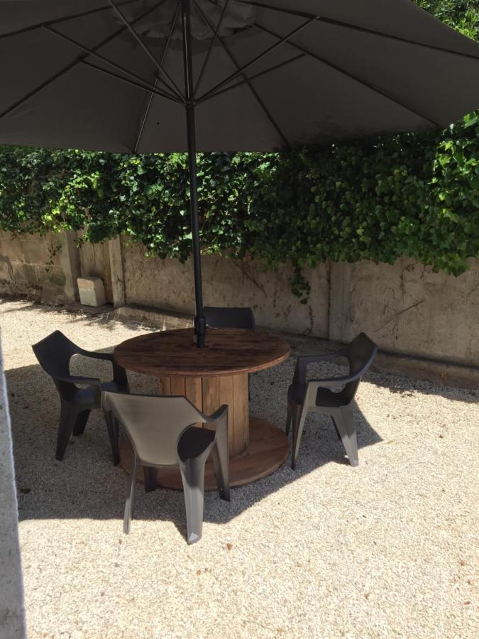 Appartement Cour Ancienne Abbaye Saint-Astier  Εξωτερικό φωτογραφία
