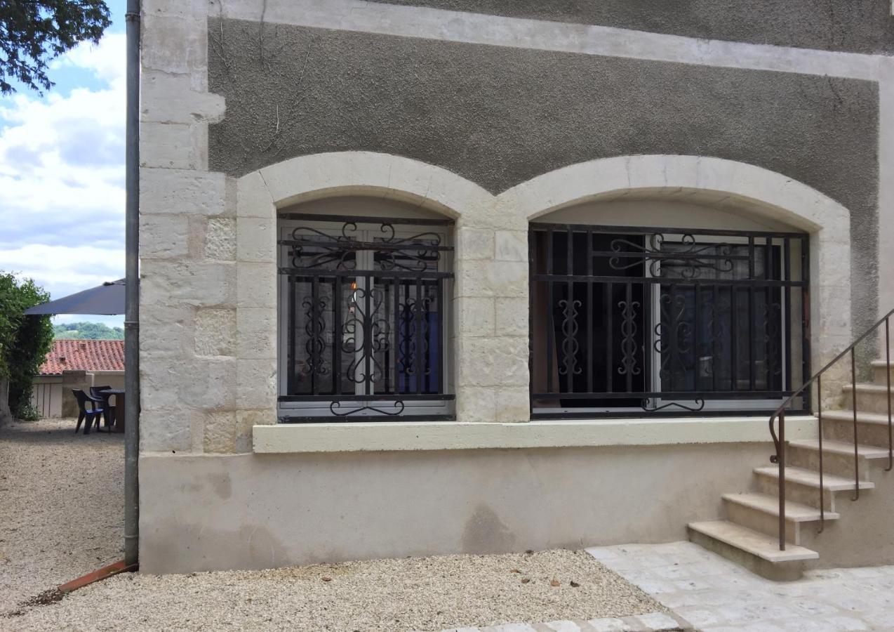Appartement Cour Ancienne Abbaye Saint-Astier  Εξωτερικό φωτογραφία